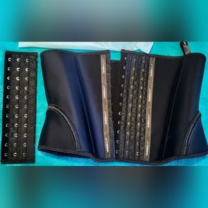 NWT Black Mesh Waist Cincher Training Shaper Corset With Boning size Medium